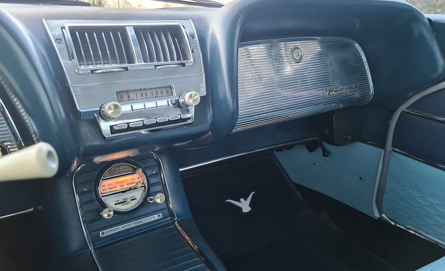 Ford Thunderbird Hardtop 59 Mycket fin bil