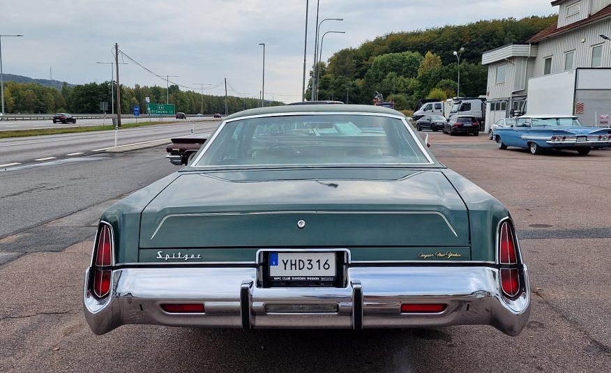 Chrysler New Yorker Brougham Coupé 78 Fin Bil